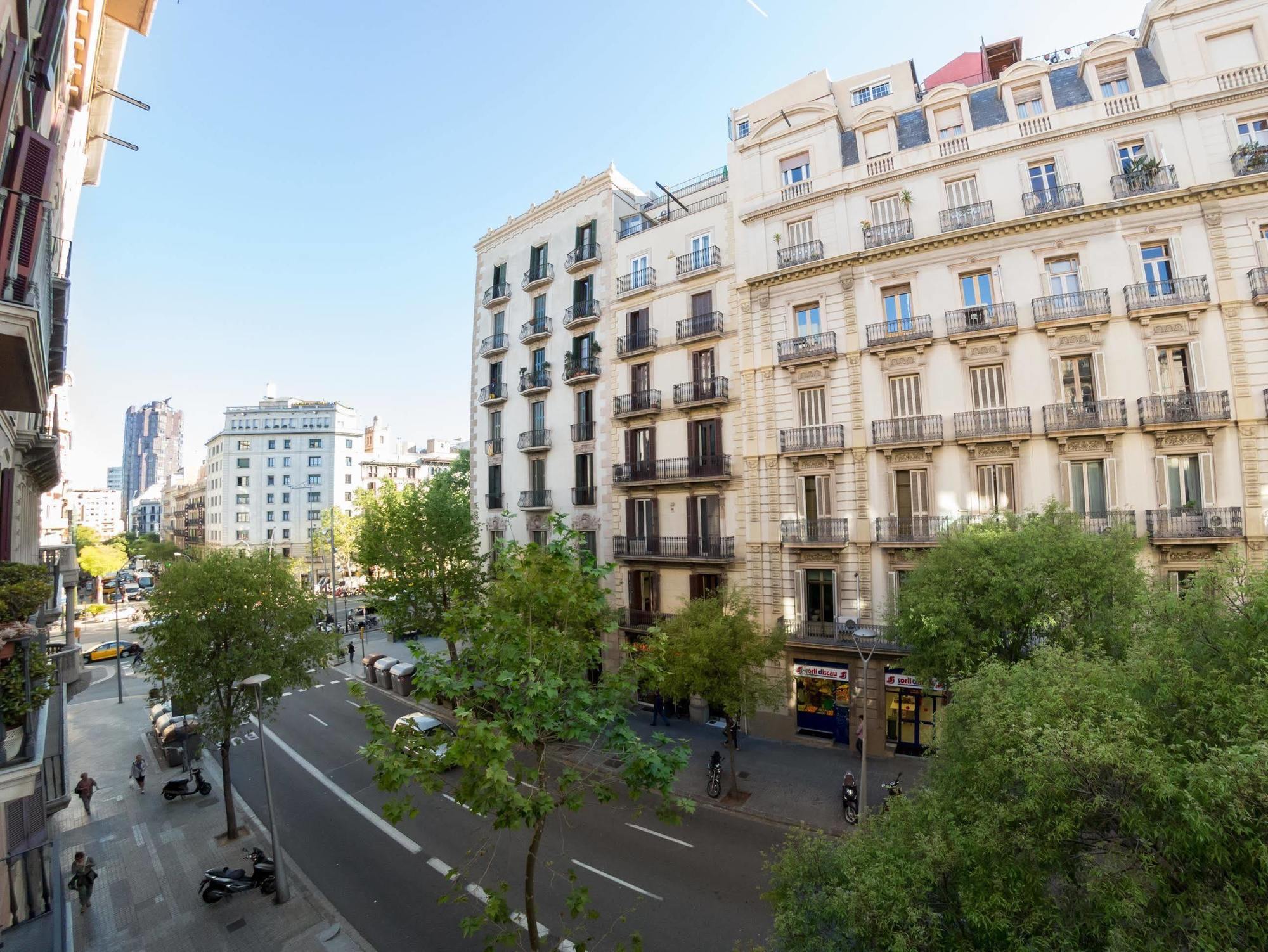Sant Jordi Alberg Барселона Экстерьер фото