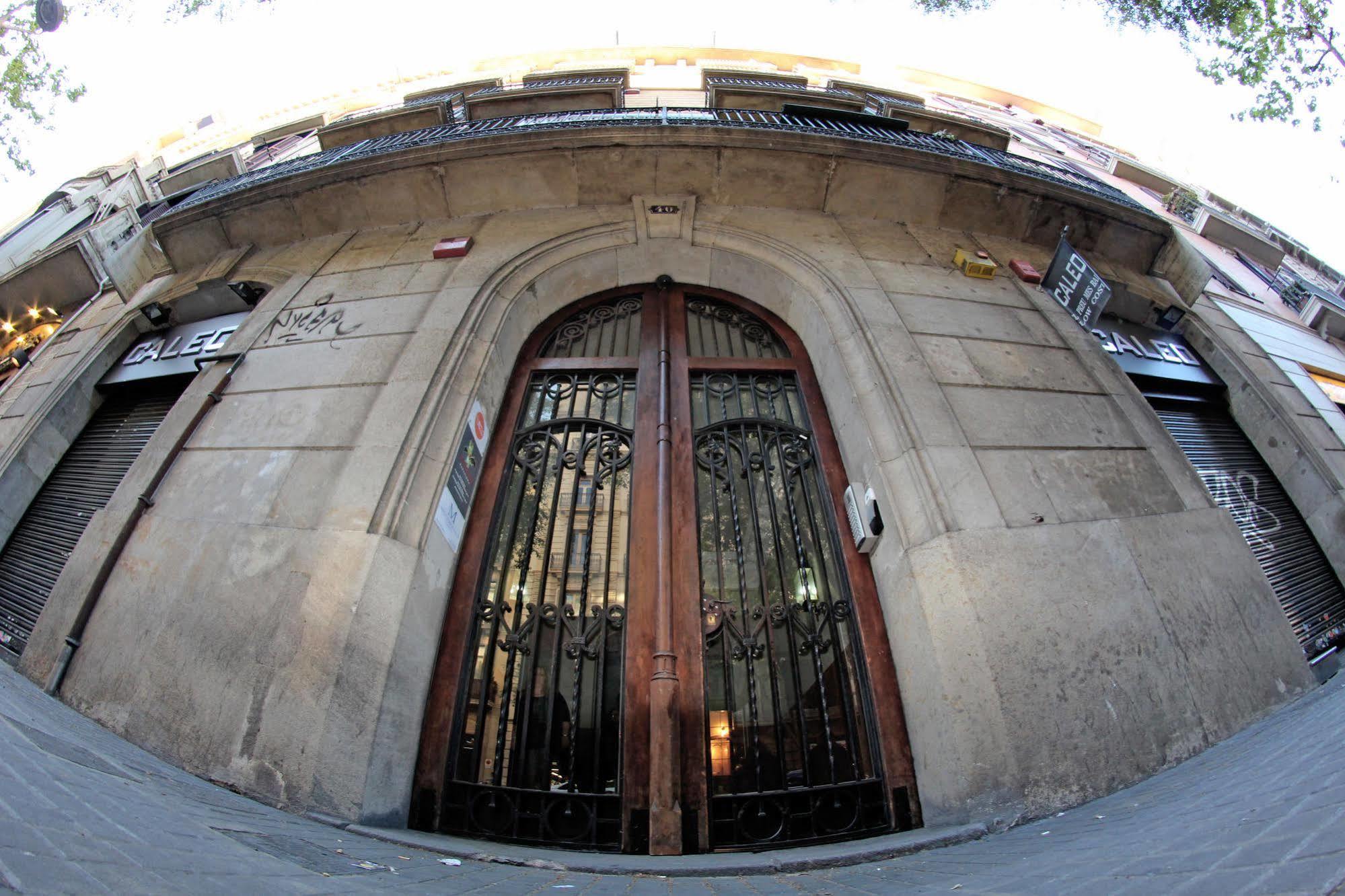 Sant Jordi Alberg Барселона Экстерьер фото